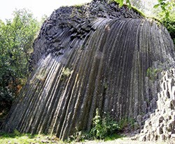 bazaltzuhatag_somoskoi_var.jpg